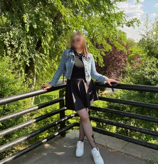 Alina, 21
