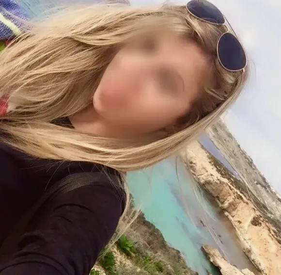 Elif, 34