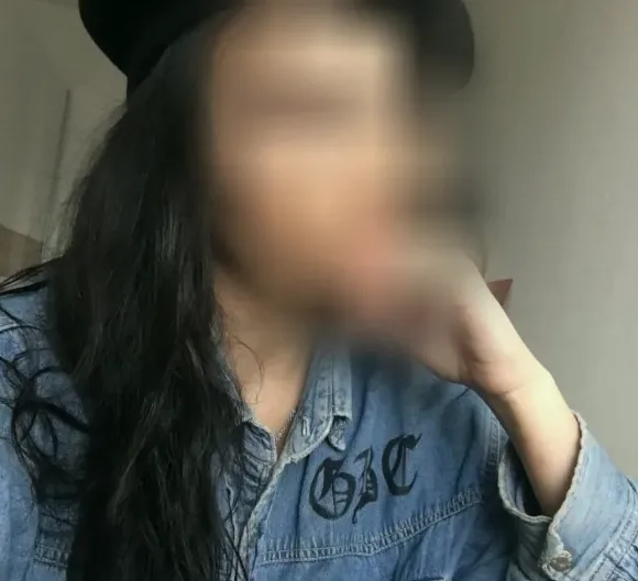 Nora, 28