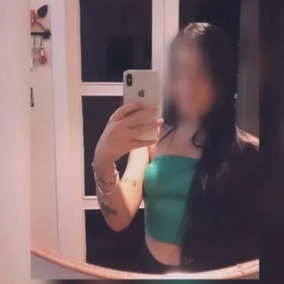 Selina, 20