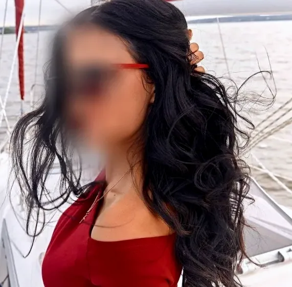 Sophia, 35
