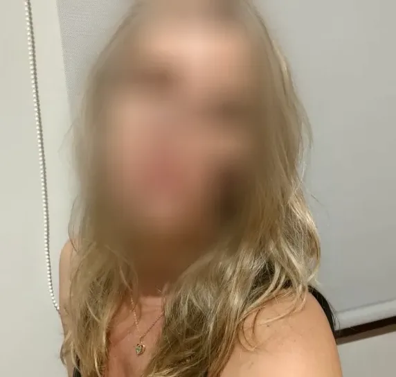 Theresa, 36